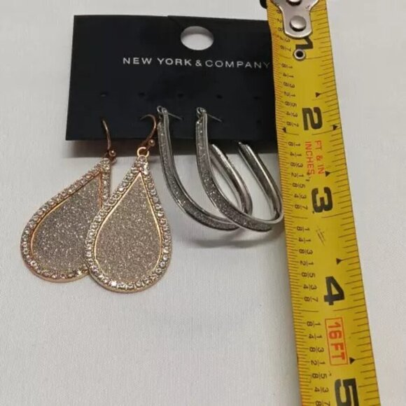 New York and Company Dangle Earrings 2-pack Bling Teardrop Brand New - Picture 3 of 7
